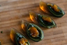 美味的凉拌皮蛋