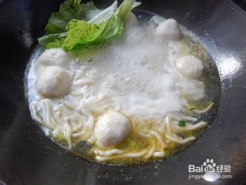 鲜美快手早餐:鱼丸汤面
