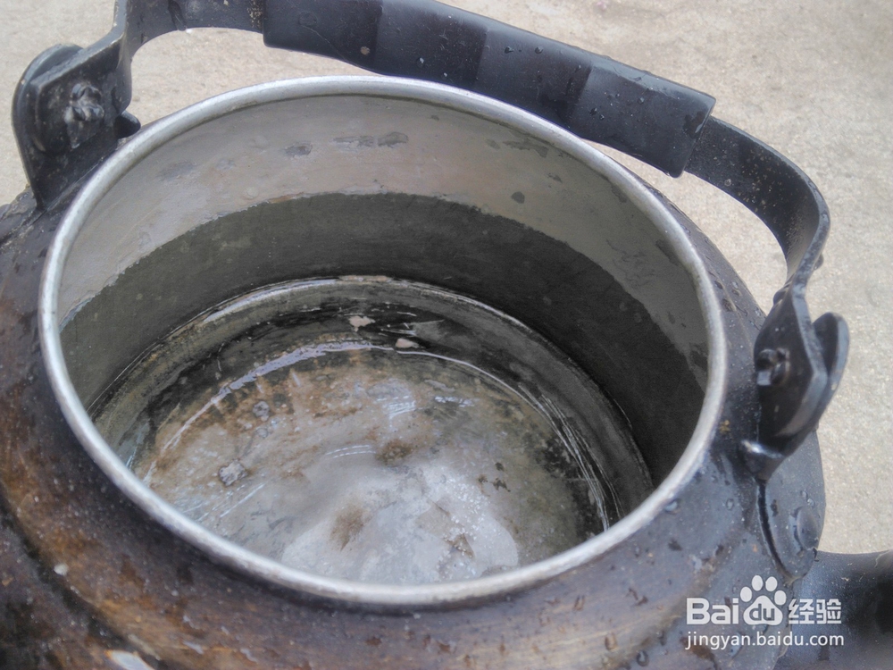 烧水壶水垢太厚，怎么去除水垢