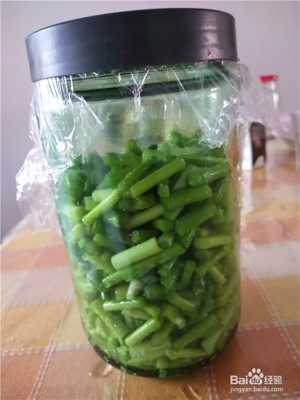 腌蒜苔的家常做法?