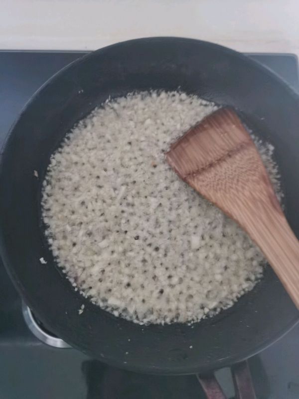 蒜泥魔芋烤生蚝