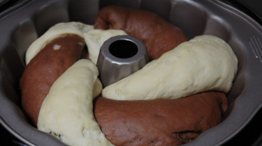 好看又好吃的双色南瓜包的做法