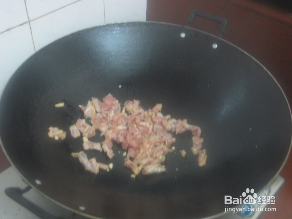 金针云耳炒肉丝