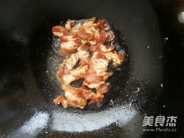 五花肉炒煎豆腐荷兰豆