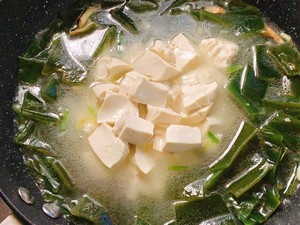 低脂低卡的海带豆腐汤