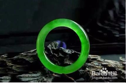 千灵玉篇：鉴别玉器的真伪