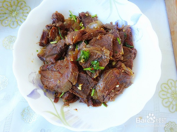 快手拌牛肉的做法