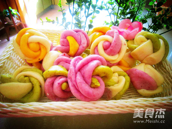 花团锦簇之 玫瑰花花卷