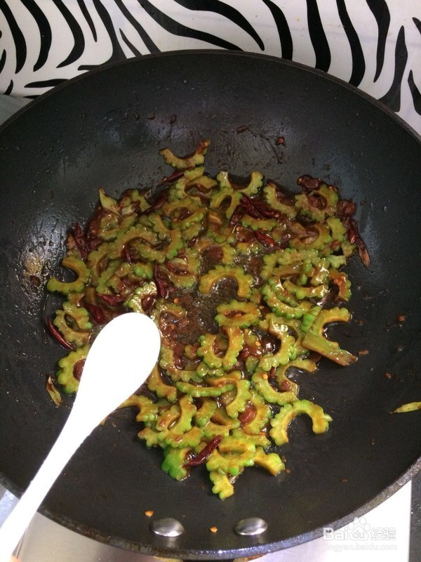 酱炒苦瓜怎么做