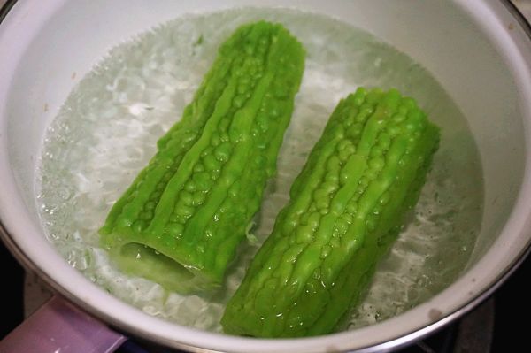 蜜汁红枣酿苦瓜