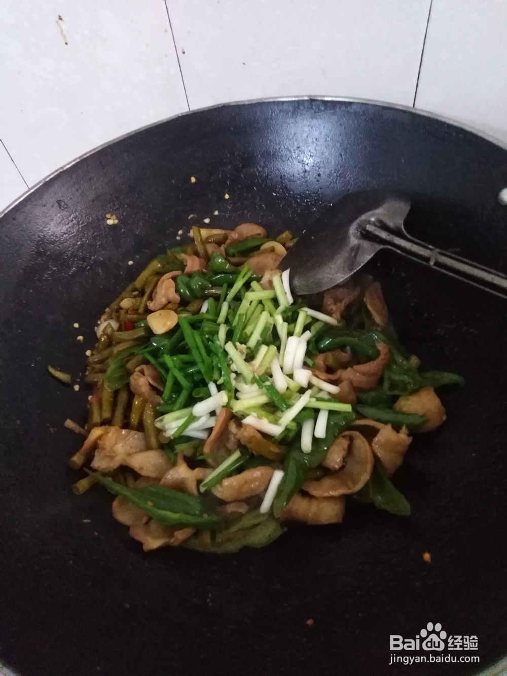 猪大肠如何炒酸豆角?