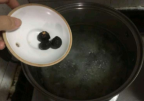 美食—如何做美味的银耳西米露