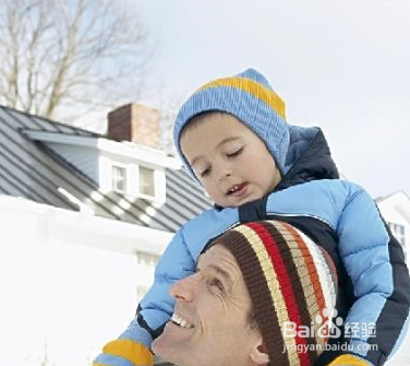 春天天气不稳定时,怎样给孩子穿衣?