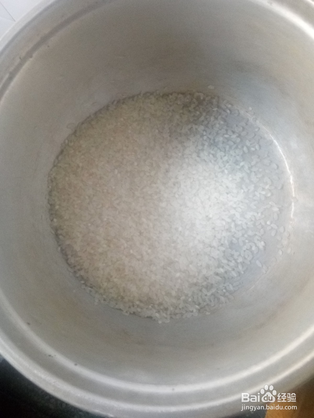 黑枸杞红枣大米粥