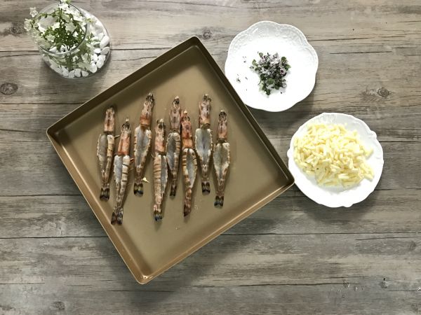 迷迭香芝士烤对虾