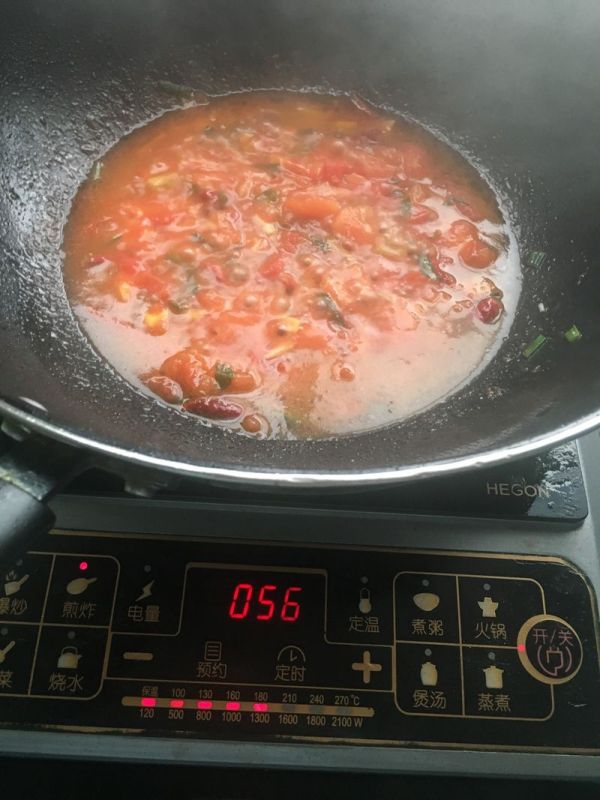 西红柿虾仁疙瘩汤