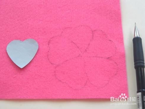 与孩子们一起制作美丽而容易的毛毡花