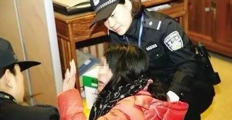 工地老板不给工资一直托怎么办