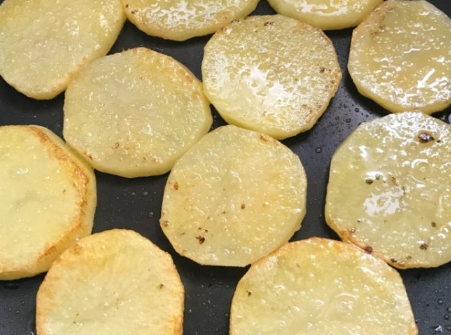 土豆和西红柿相克吗