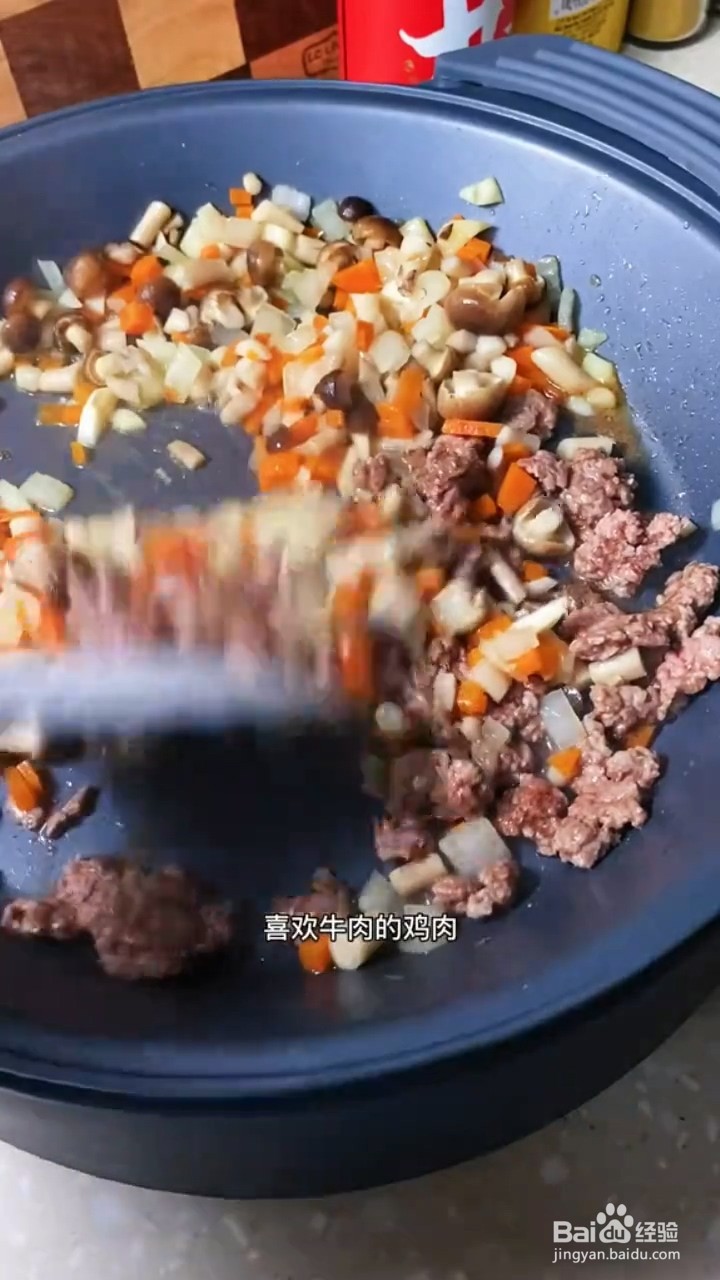 如何制作煎蛋咖喱炒饭