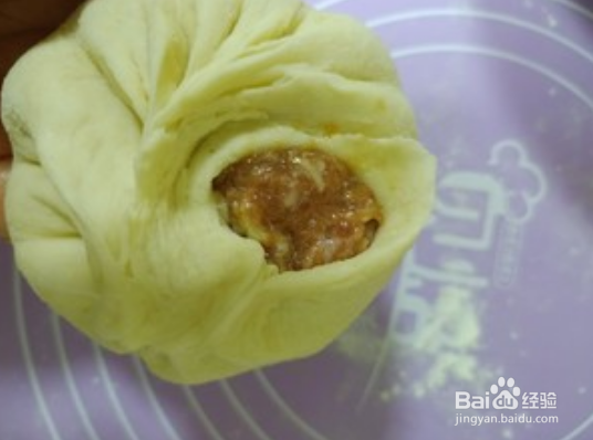 酥皮牛肉馅饼