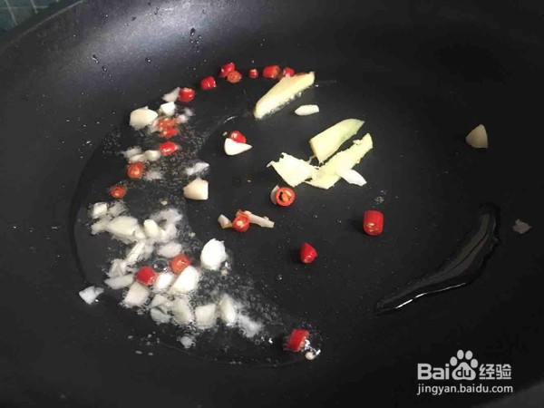 不能拒绝的芹菜香干炒肉