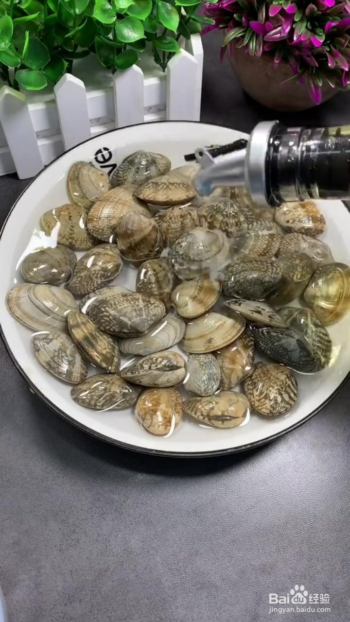 如何制作蒜蓉花甲