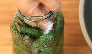 辣椒别再炒着吃，教你秘制新吃法