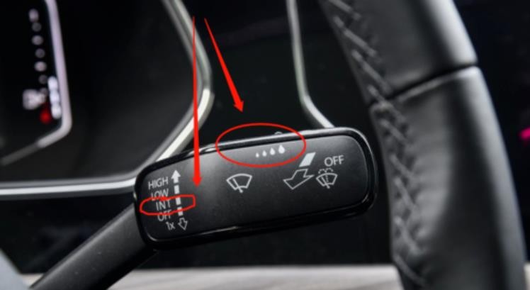 如何使用polo雨刮器