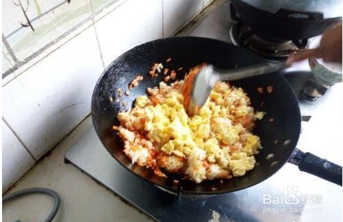 鸡蛋炒米饭(蛋炒饭)