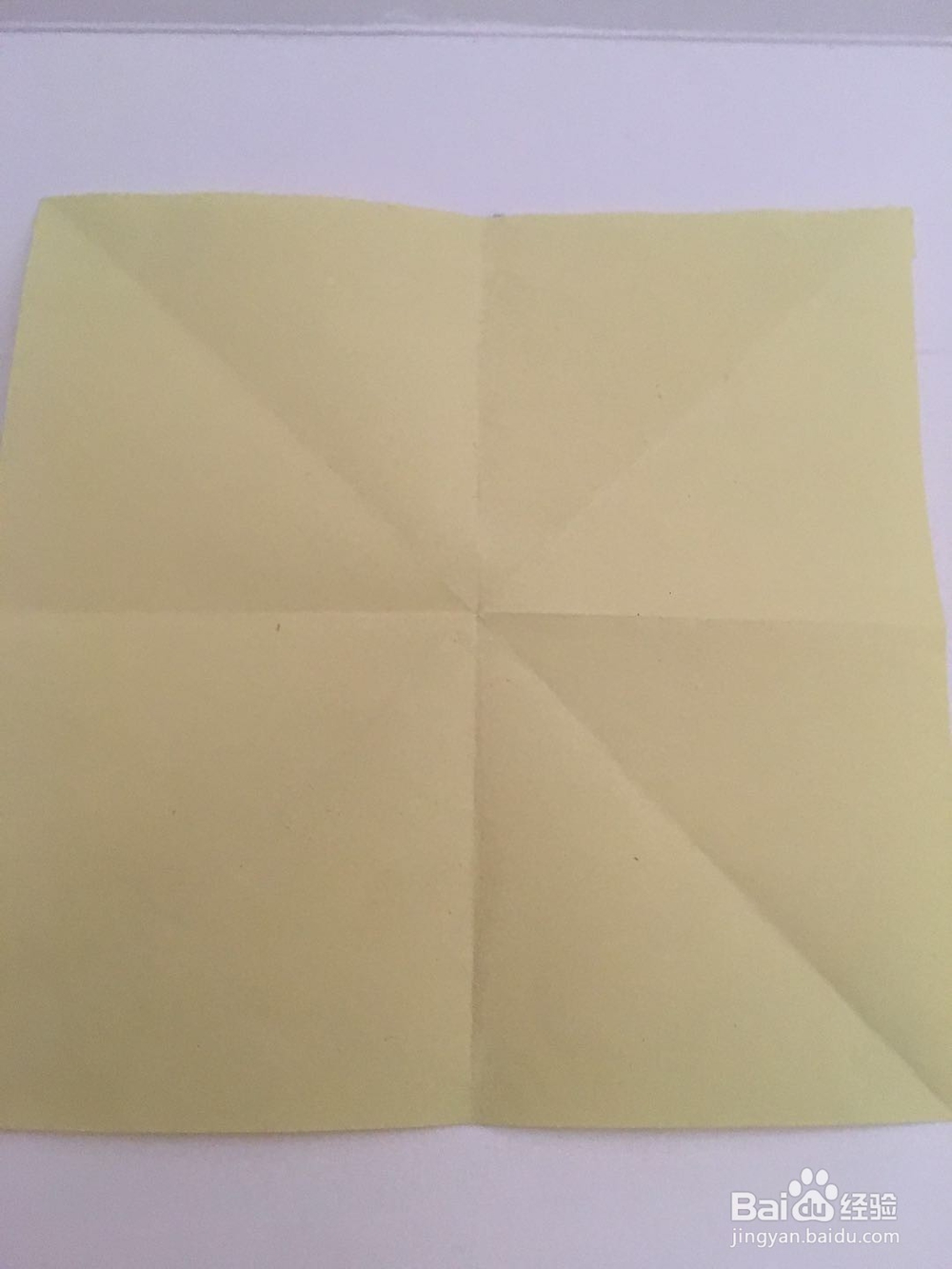两朵郁金香用彩纸怎么简单的折叠呢