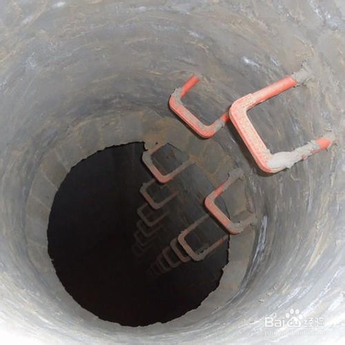检查井爬梯做法