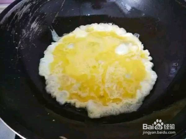 鸡蛋炒洋葱如何做