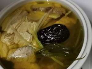 冬瓜排骨养生汤的做法