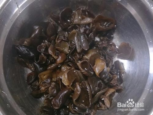 鲜木耳怎么处理才能吃