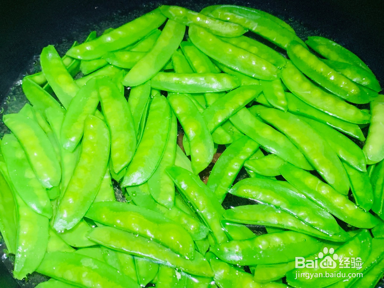 荷兰豆炒牛筋丸的做法