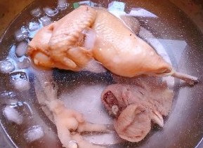 如何制作川味口水鸡