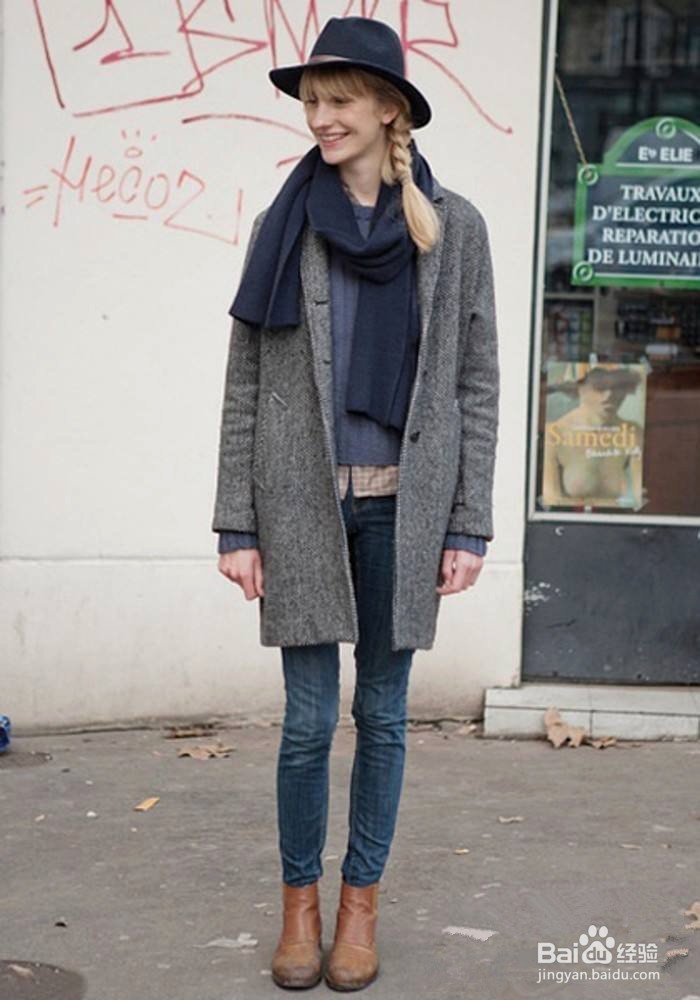时尚支招:T恤+牛仔+大衣,一件也不能少!