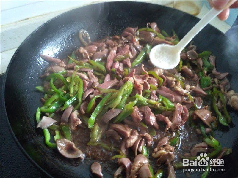 家常菜青椒炒鸡胗