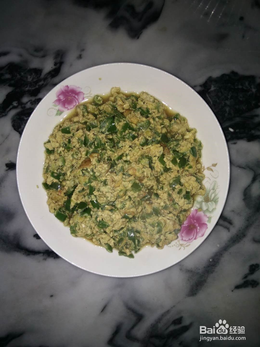 如何制作青椒煎鸡蛋