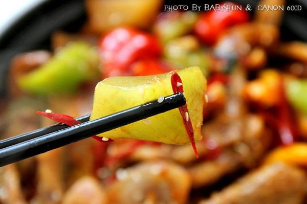 时蔬干锅辣鸭#食光社干锅鸭#