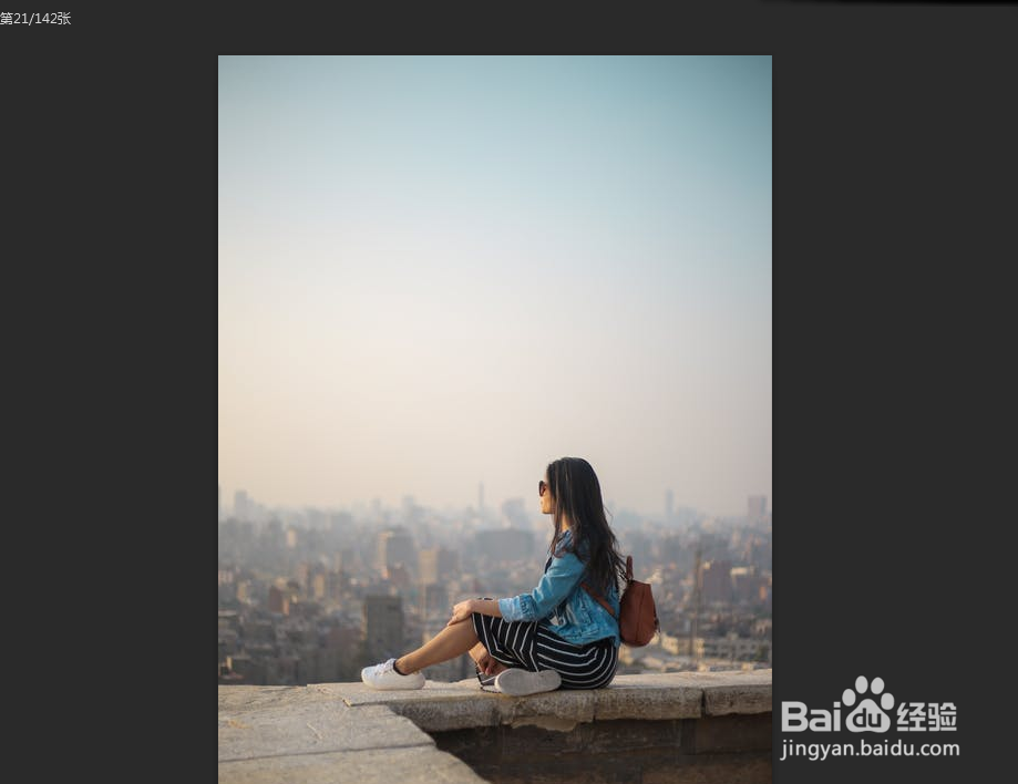 怎么使用wps图片的宽屏壁纸的裁剪功能？