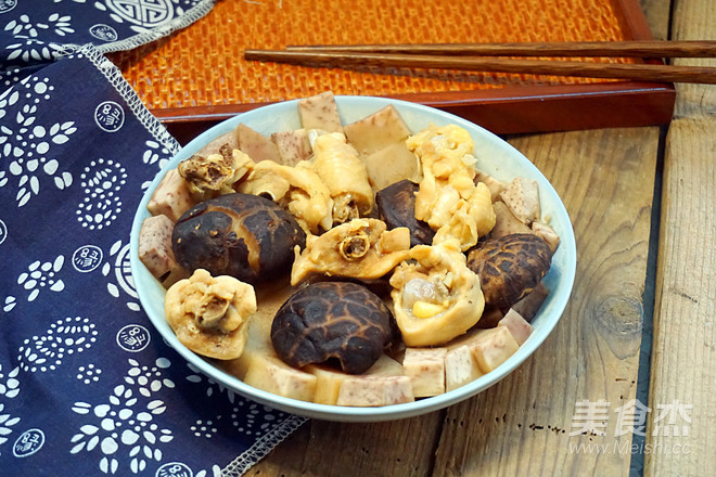 香芋花菇蒸滑鸡