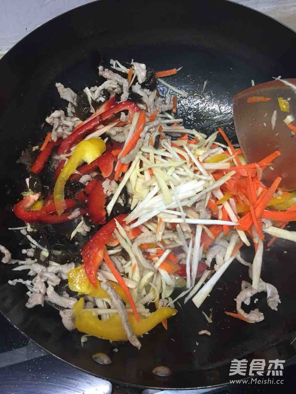 鱼香肉丝的做法