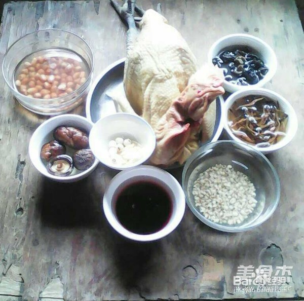 山珍鸡肉火锅