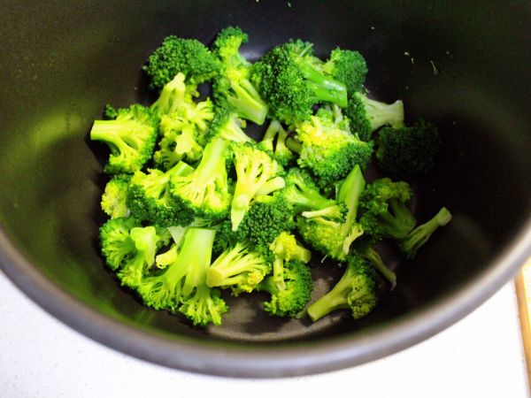 口蘑时蔬炒鸡块