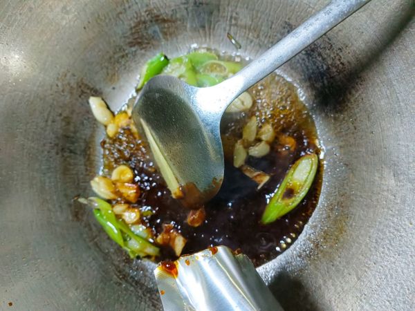 麻辣香锅虾爬子螃蟹