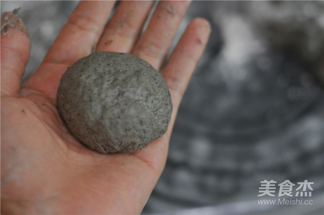 杏仁黑芝麻软欧