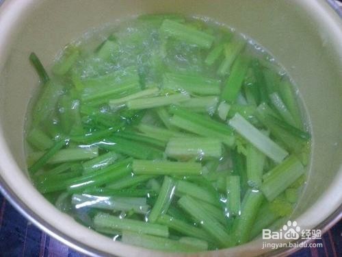 芹菜能治高血压吗？