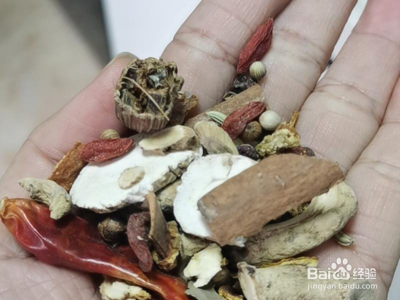 不粘锅焗羊排的做法